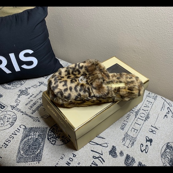 Leopard Print Michael Kors Slippers - Picture 1 of 1
